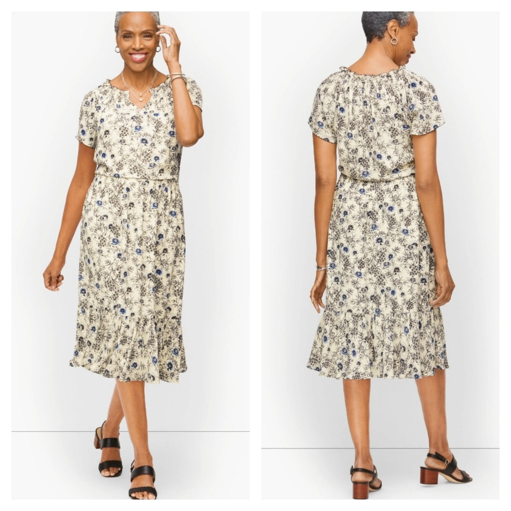 Talblbots Plus Petite Smocked Fit & Flare Dress in Intricate Floral 2XP